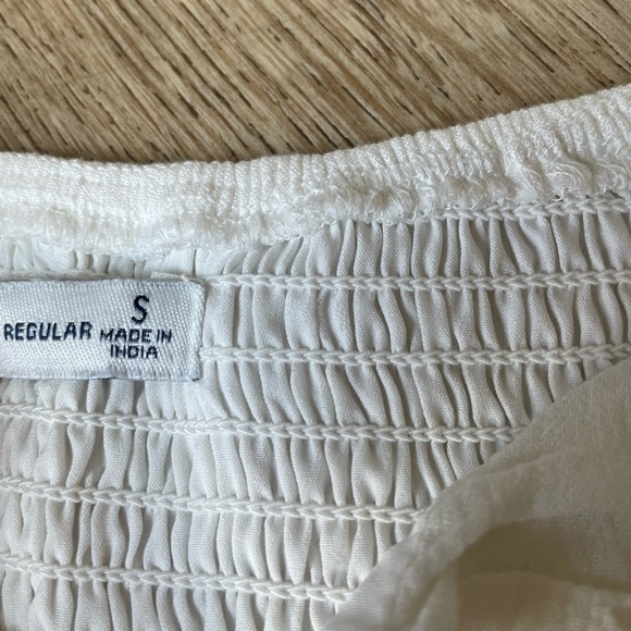 Hollister White Eyelet Long Sleeve Romper Dress - Picture 4 of 8